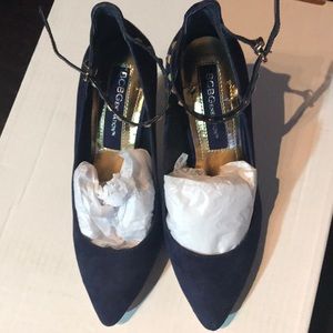 NEW BCBGeneration Suede Kitten Heels
